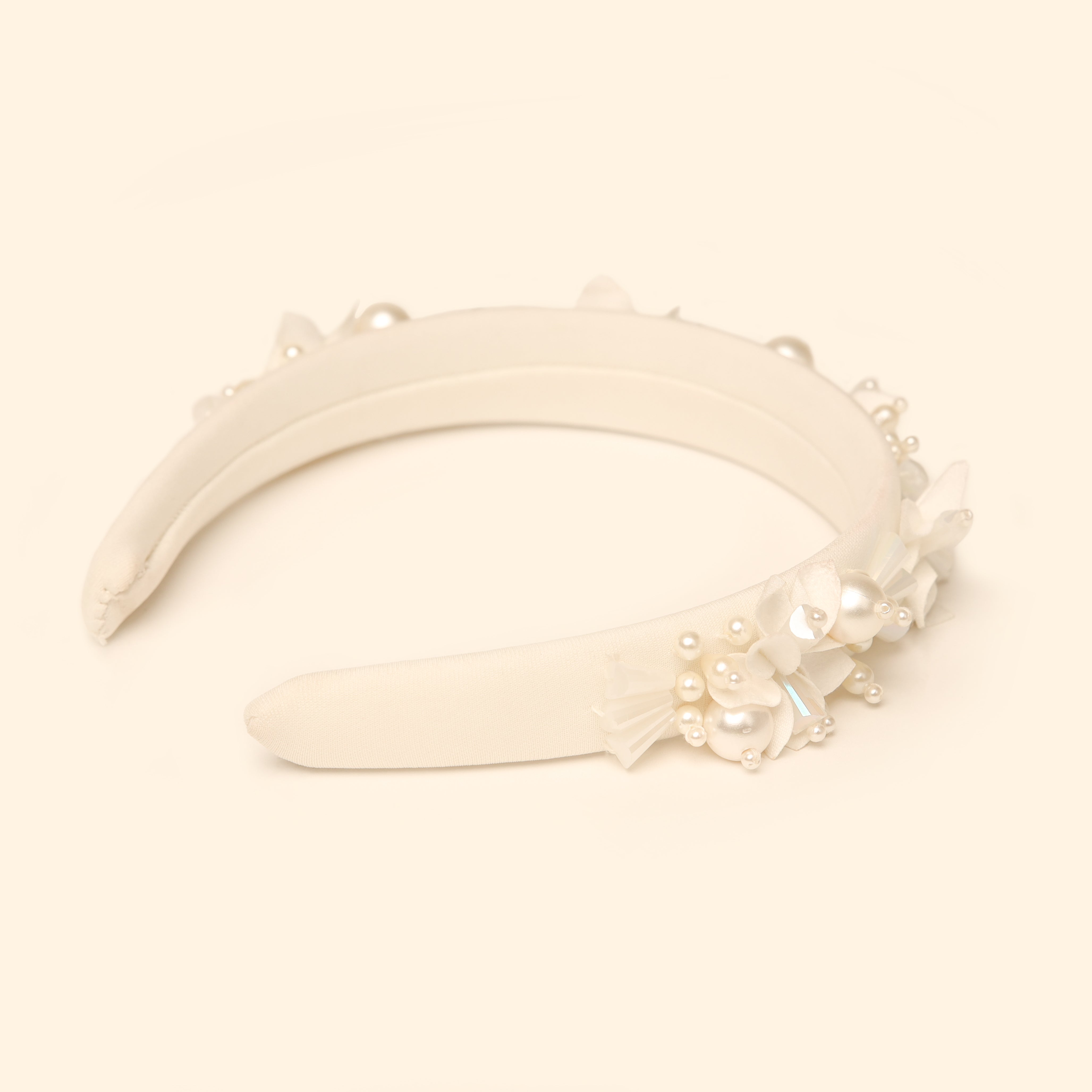 White Fabric Flowers Embroidered Pearly Hair Band