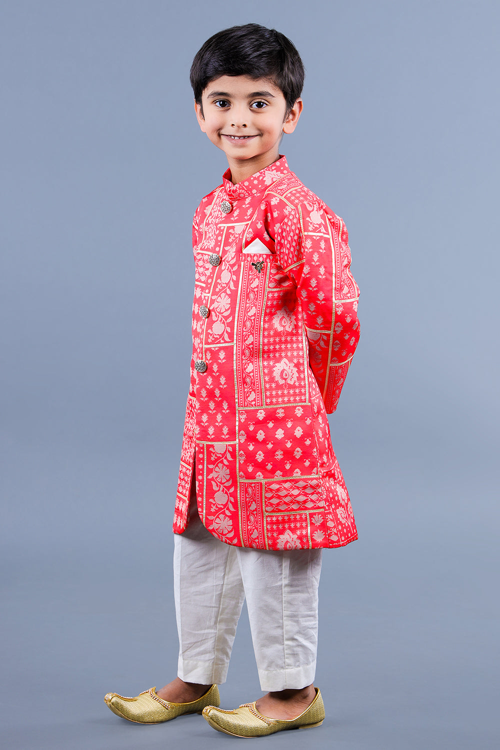 Pocket Detail Salmon Pink Sherwani And Off White Pyjama